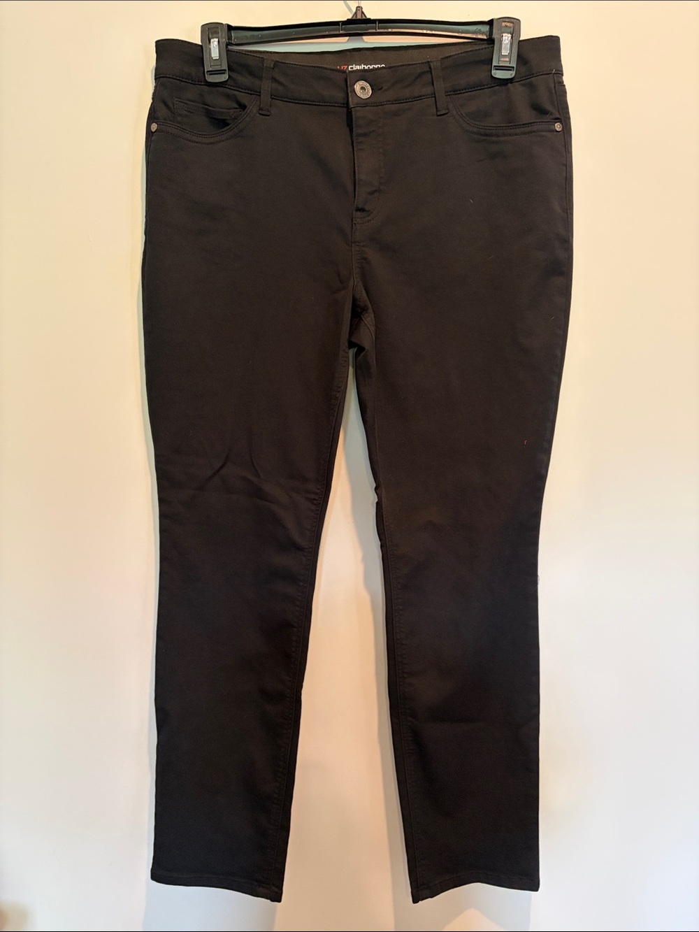 Liz Claiborne Black Skinny Jeans - Classic Slim Fit